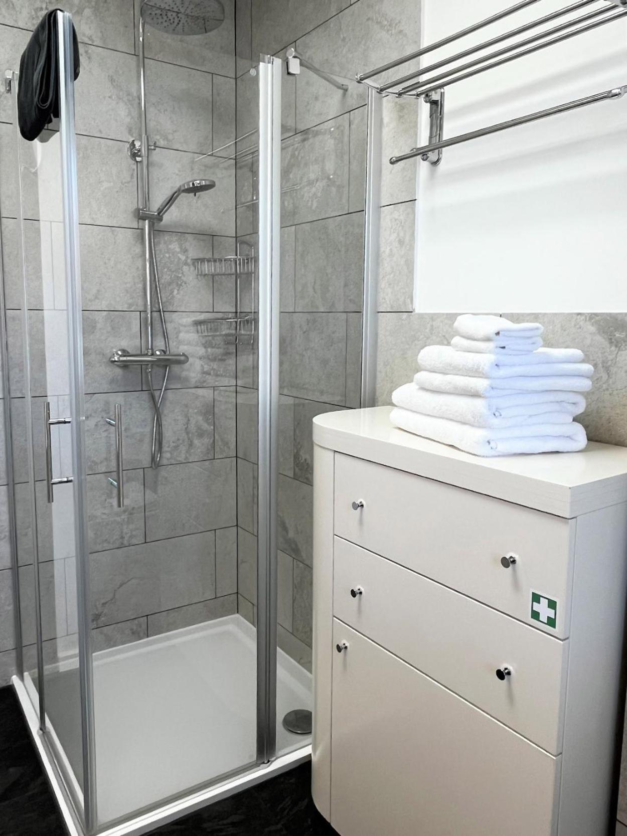 Apartment Wohlfuehlplatzl - Urgemuetlich & Ruhig Vogtareuth Exteriör bild