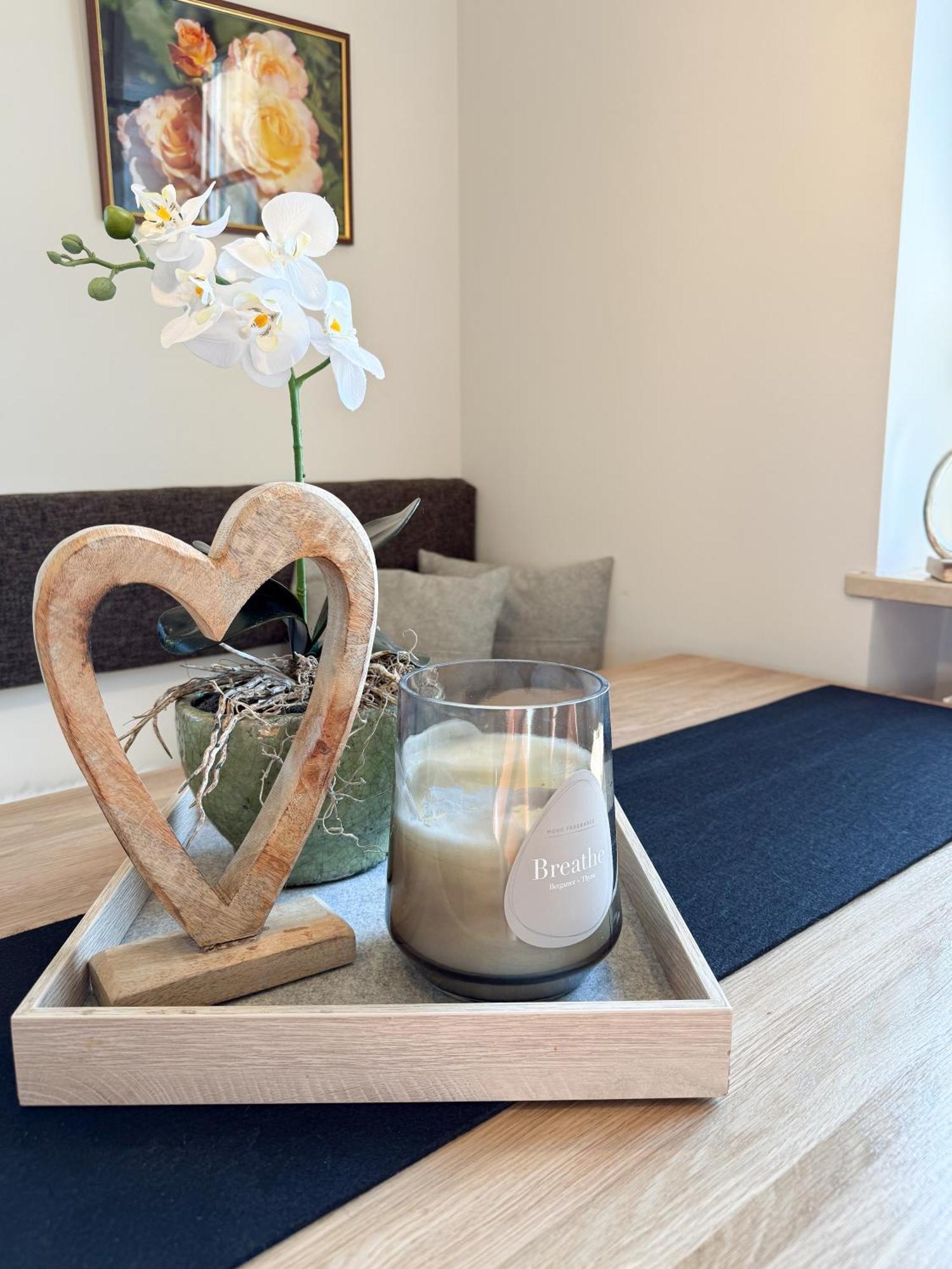 Apartment Wohlfuehlplatzl - Urgemuetlich & Ruhig Vogtareuth Exteriör bild